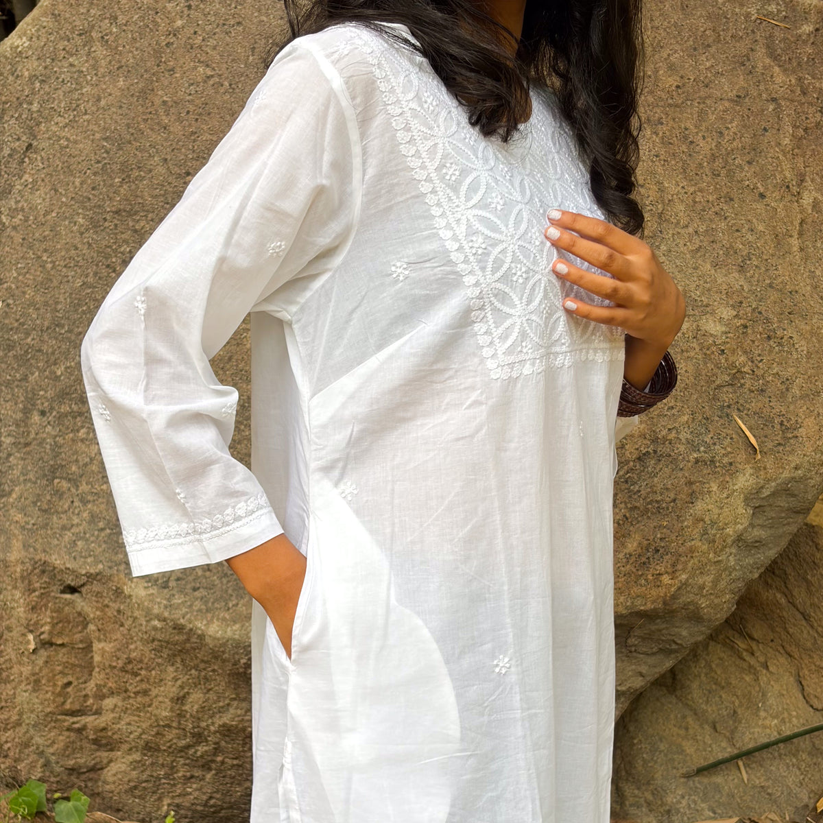 White Cotton Chikankari Long Kurta With Contemporary Look